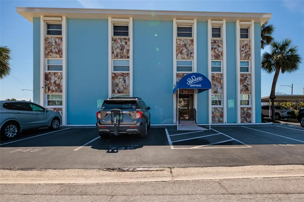 6000 2ND STREET E #6 St Pete Beach, FL 33706