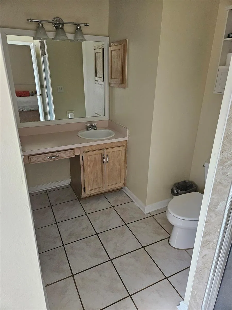 8033 MACDOUGALL DRIVE E Jacksonville, FL 32244