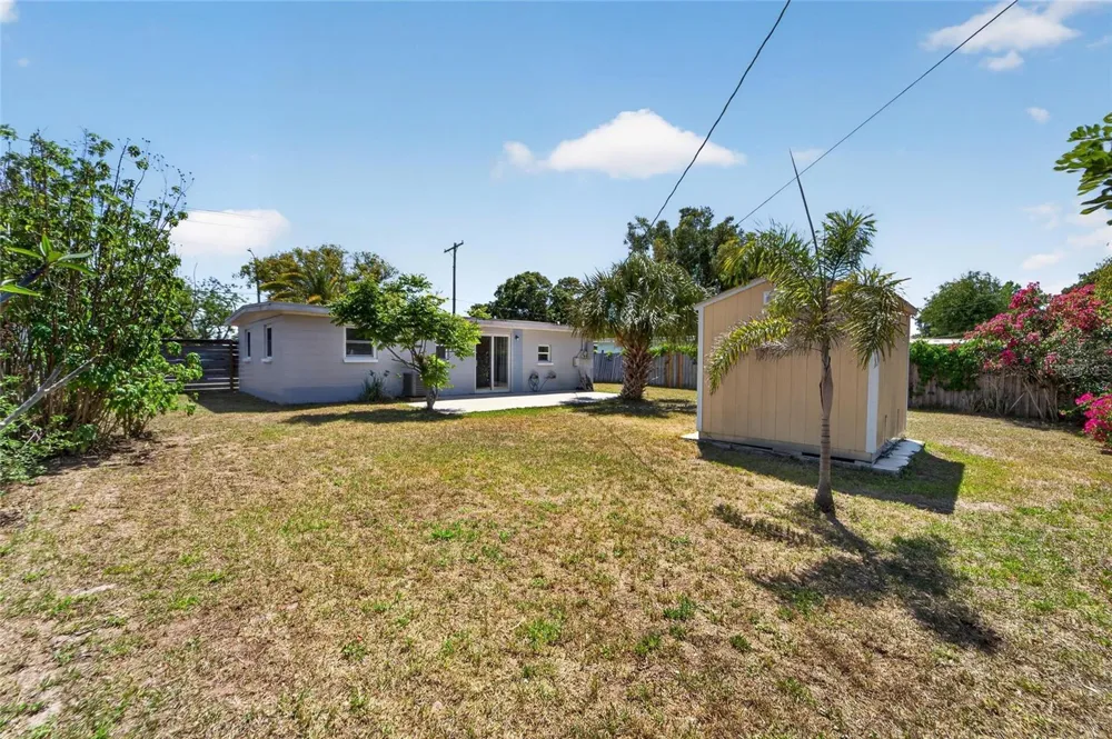 10353 110TH AVENUE Largo, FL 33773