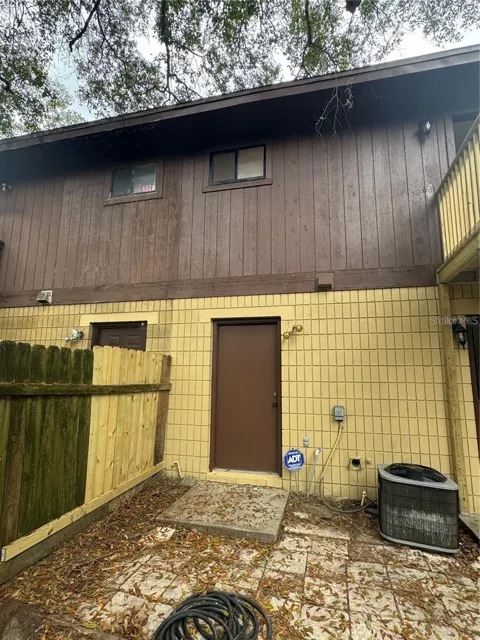4313 SW 68 TERRACE