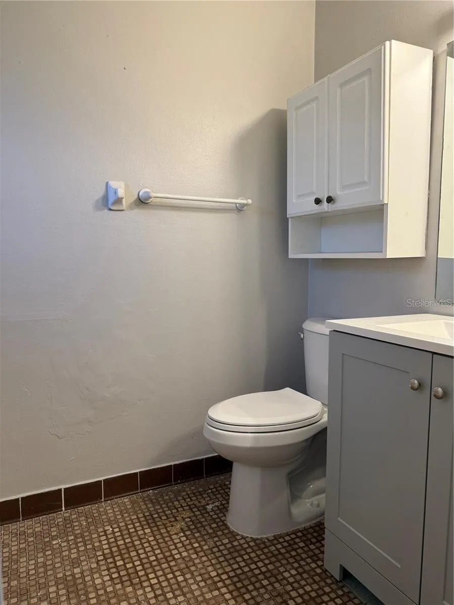 4313 SW 68 TERRACE Gainesville, FL 32608