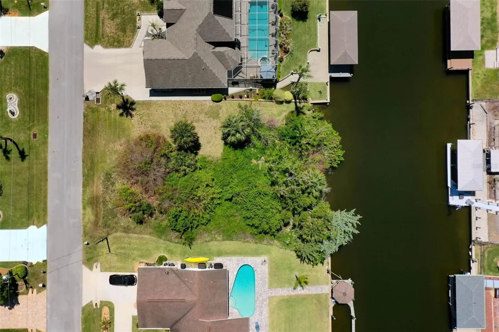 17 CLARIDGE COURT Palm Coast, FL 32137