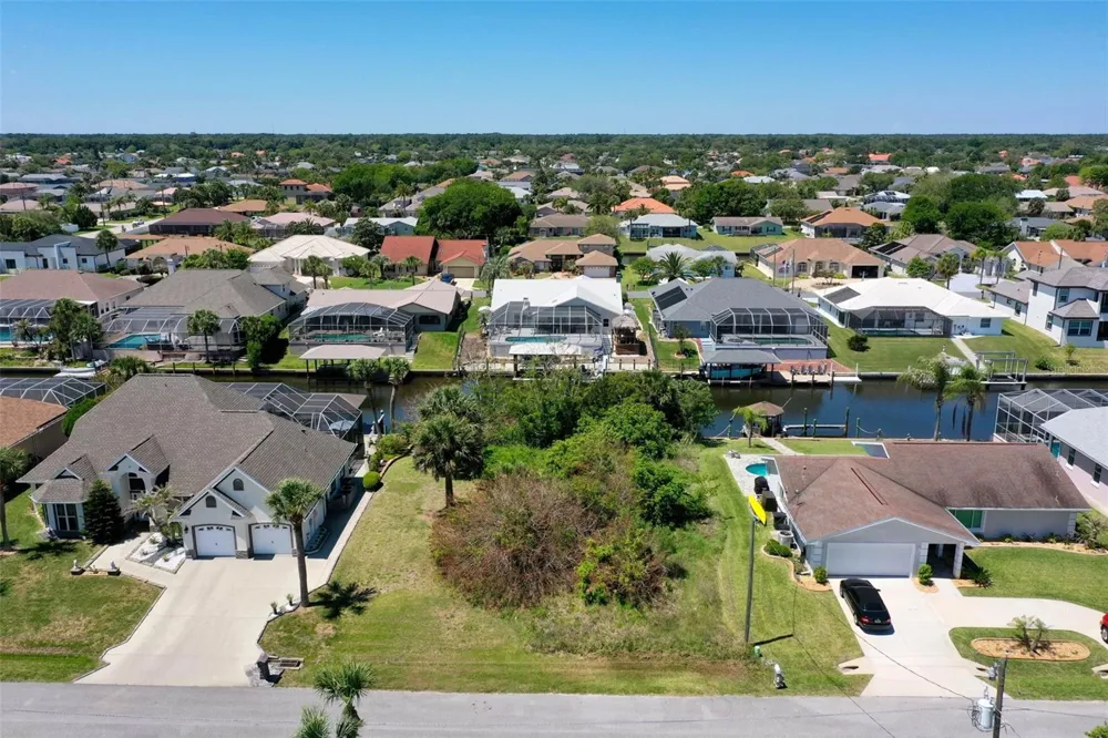 17 CLARIDGE COURT Palm Coast, FL 32137