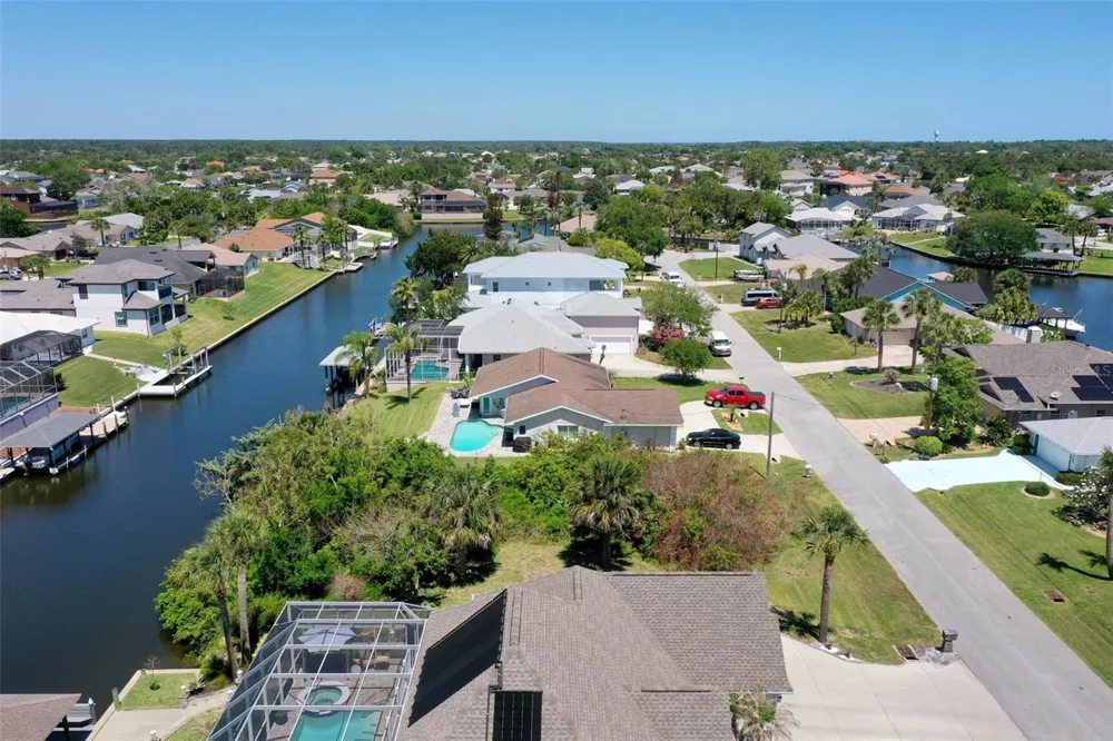 17 CLARIDGE COURT Palm Coast, FL 32137