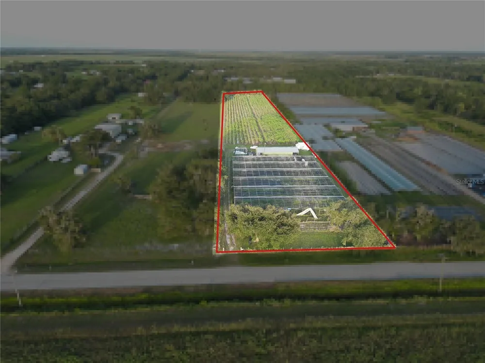 16070 CARLTON LAKE ROAD Wimauma, FL 33598