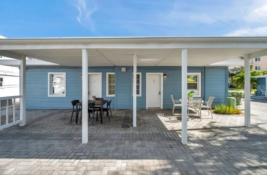 602 POINSETTIA AVENUE Clearwater Beach, FL 33767