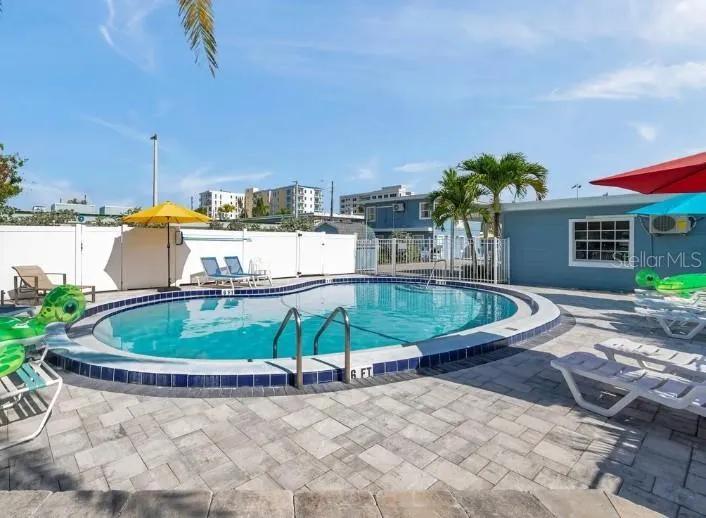 602 POINSETTIA AVENUE Clearwater Beach, FL 33767