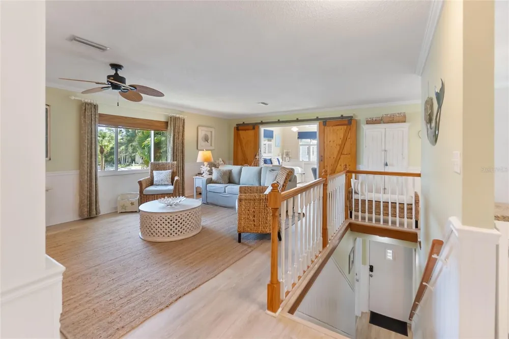 2905 AVENUE C Holmes Beach, FL 34217