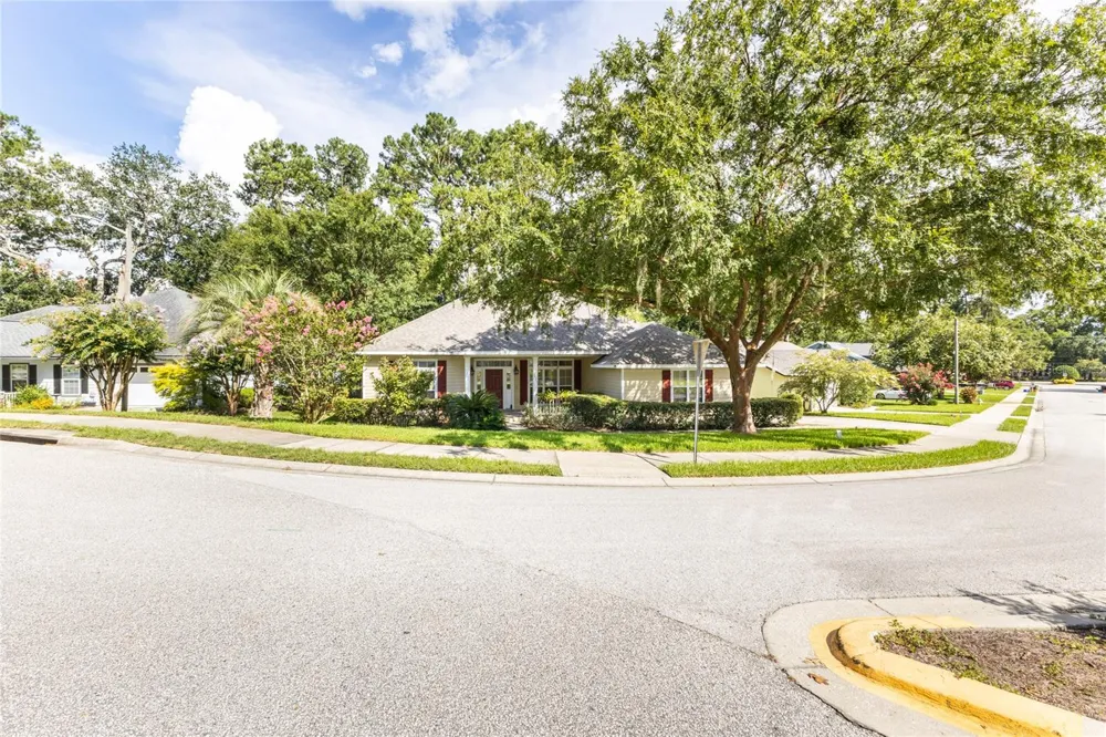 2429 NW 93RD STREET Gainesville, FL 32606