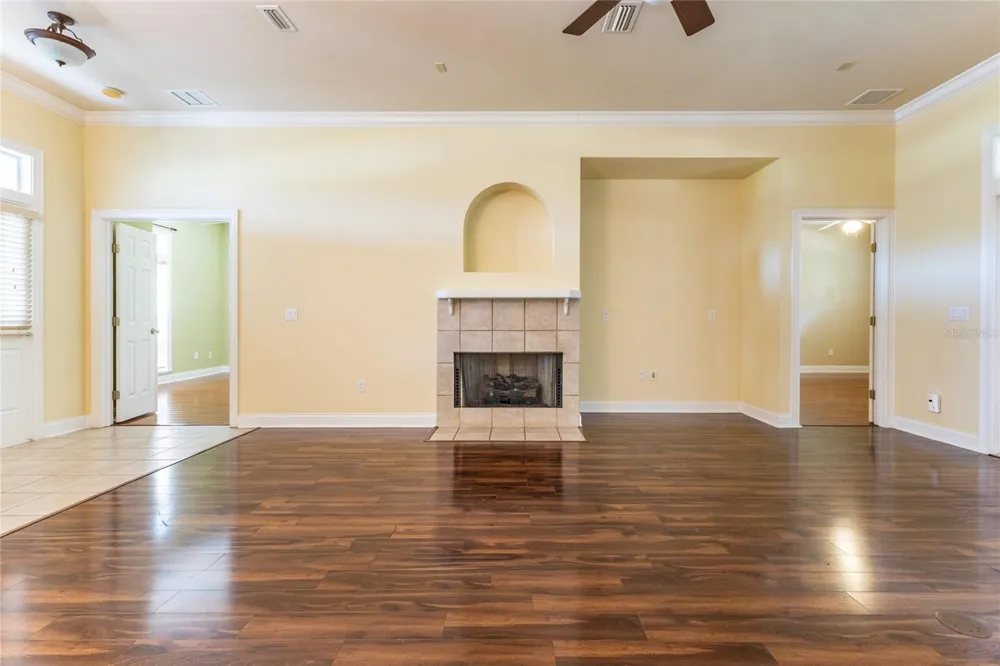2429 NW 93RD STREET Gainesville, FL 32606