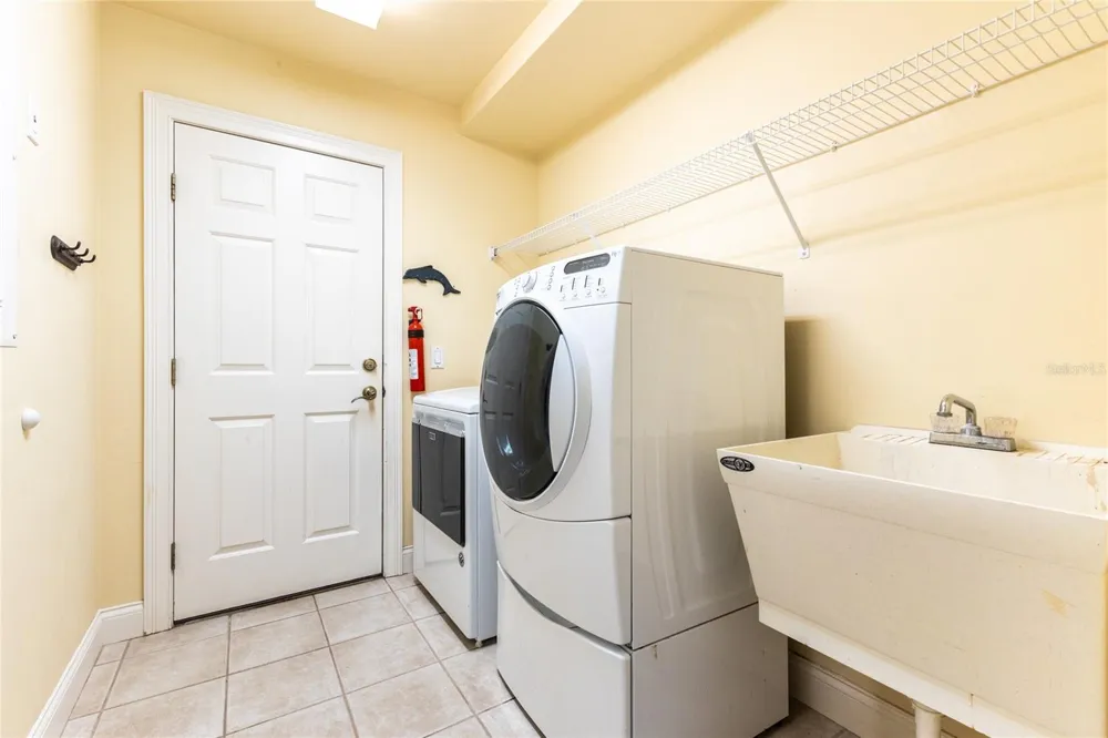 2429 NW 93RD STREET Gainesville, FL 32606