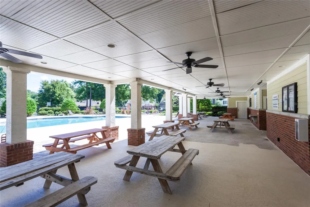 2429 NW 93RD STREET Gainesville, FL 32606