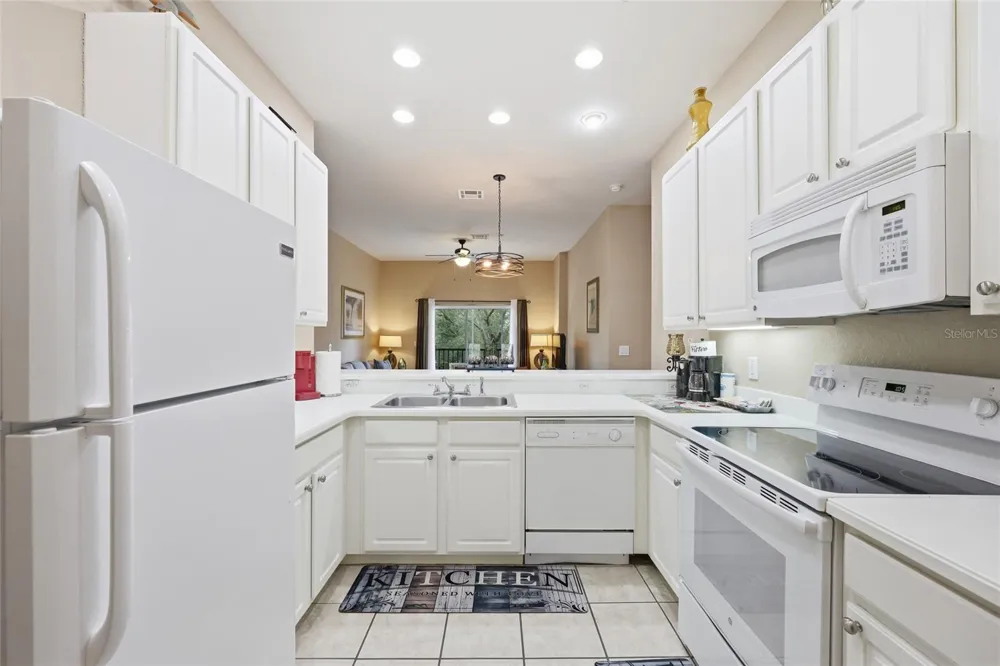410 LUCAYA LOOP #4204 Davenport, FL 33897