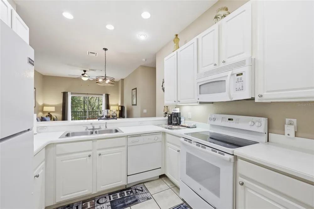 410 LUCAYA LOOP #4204 Davenport, FL 33897