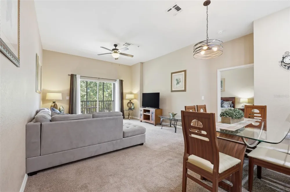 410 LUCAYA LOOP #4204 Davenport, FL 33897