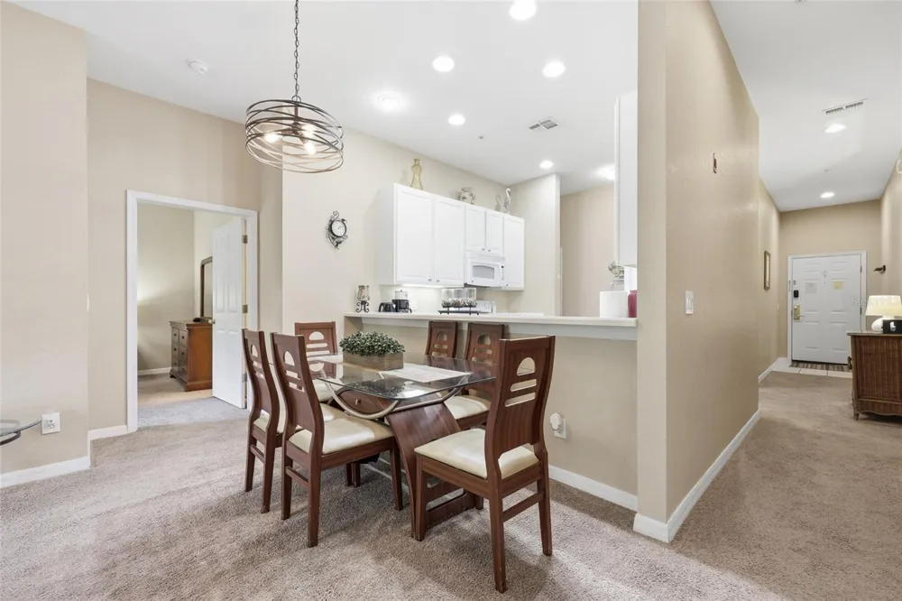 410 LUCAYA LOOP #4204 Davenport, FL 33897