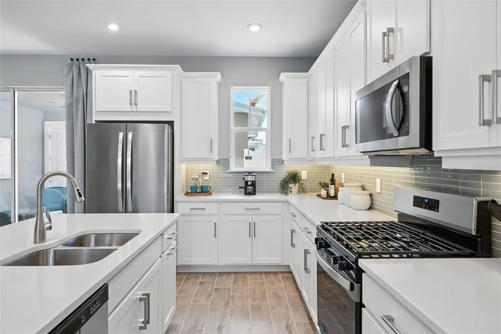 1792 HEADLAND LOOP Celebration, FL 34747