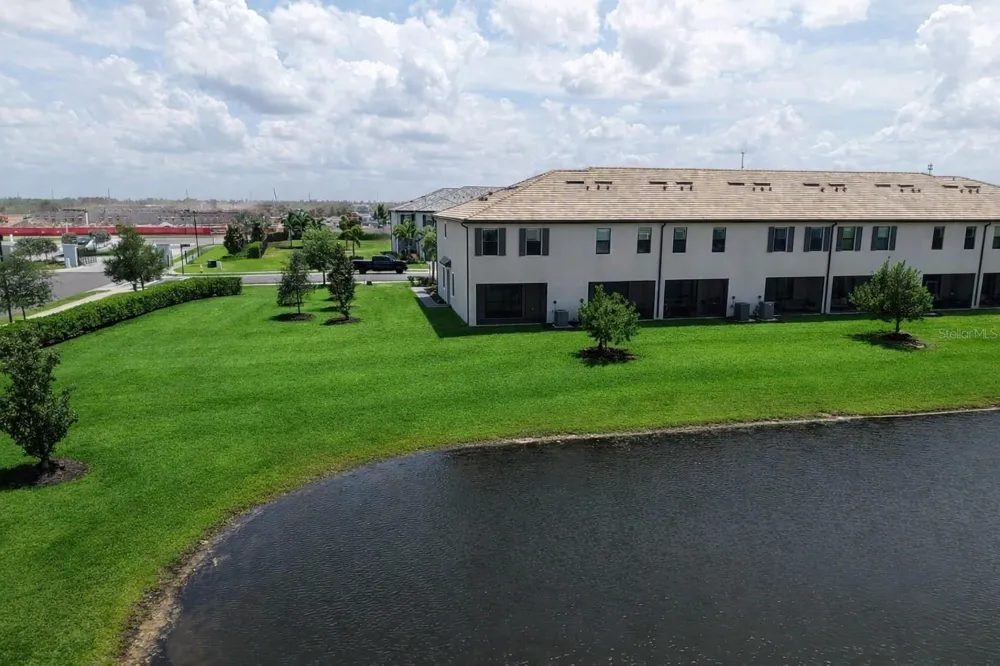15245 LYLA TERRACE Lakewood Ranch, FL 34211