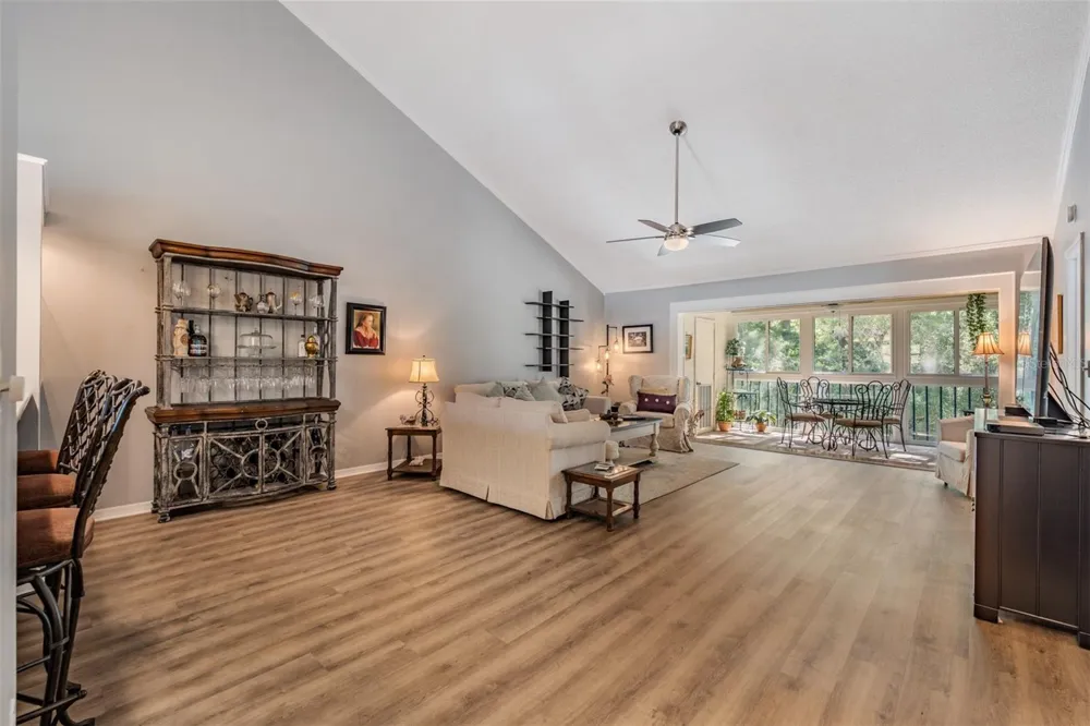 1801 E LAKE ROAD #6J Palm Harbor, FL 34685