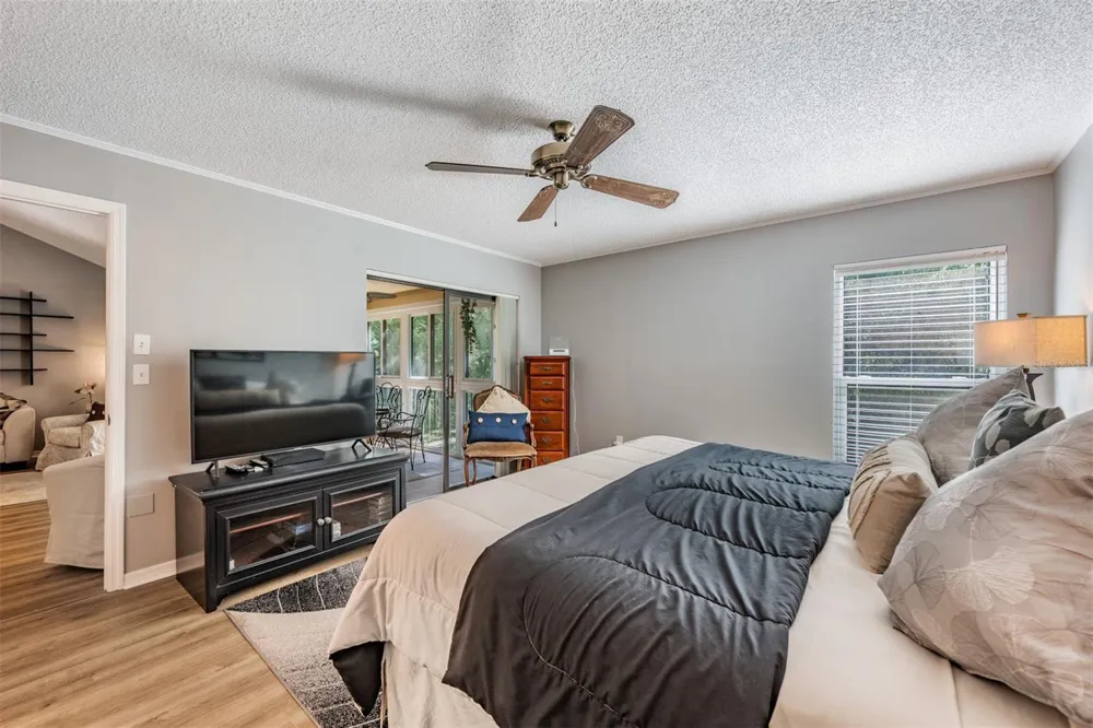 1801 E LAKE ROAD #6J Palm Harbor, FL 34685