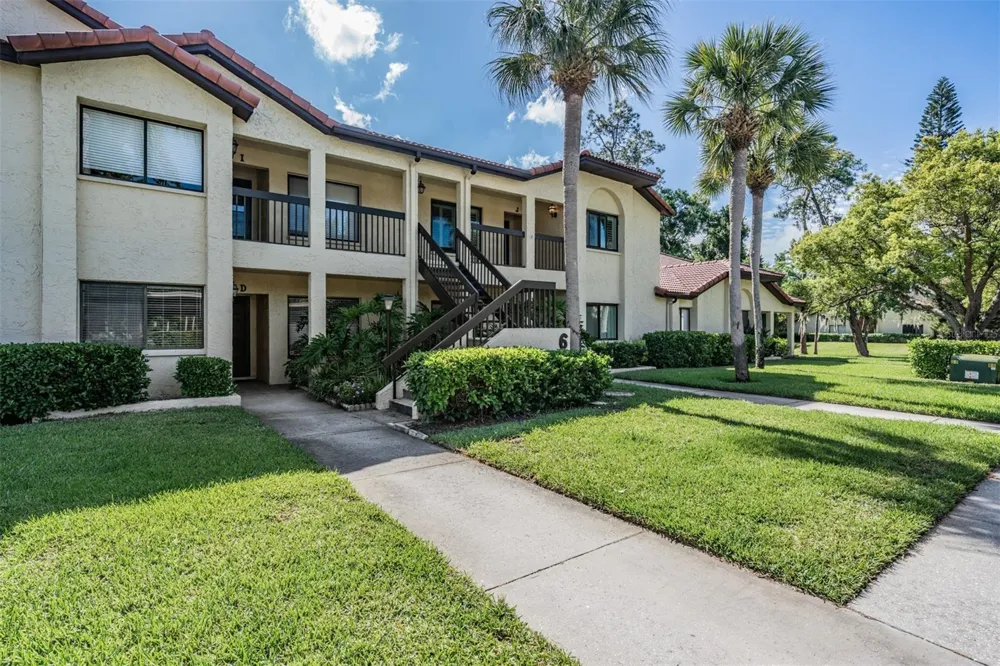 1801 E LAKE ROAD #6J Palm Harbor, FL 34685