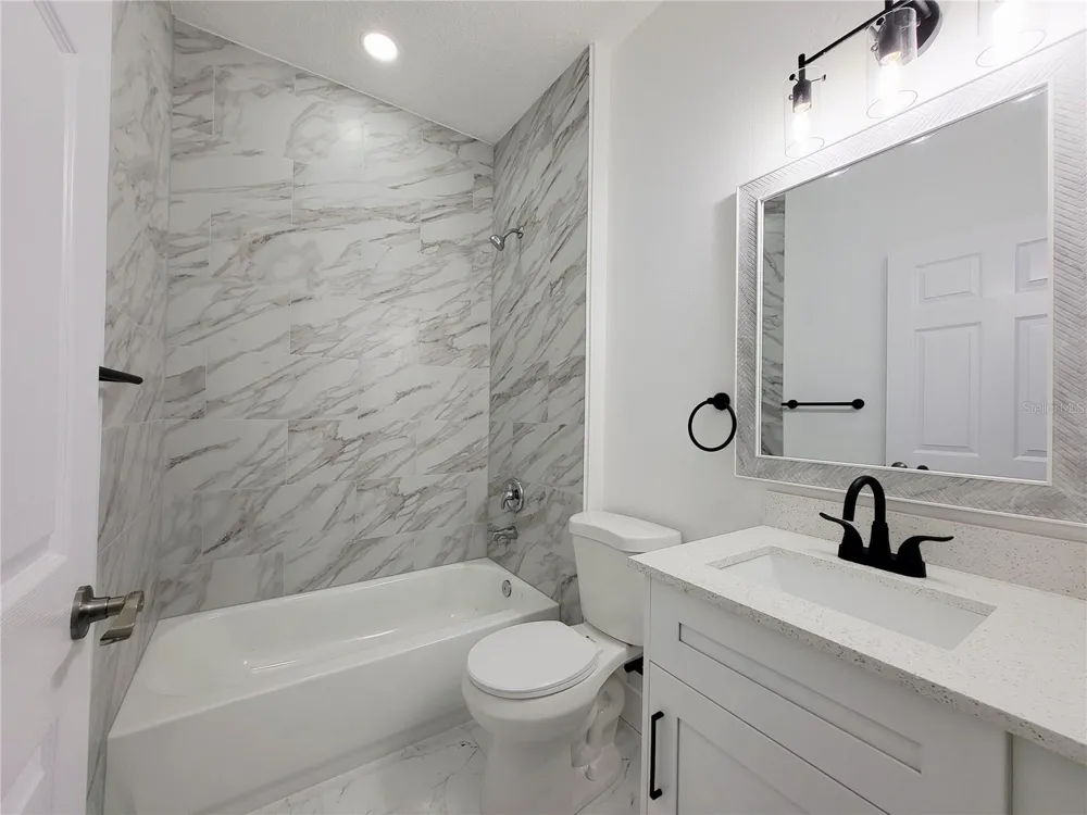 1751 NANDINA COURT NW Palm Bay, FL 32907
