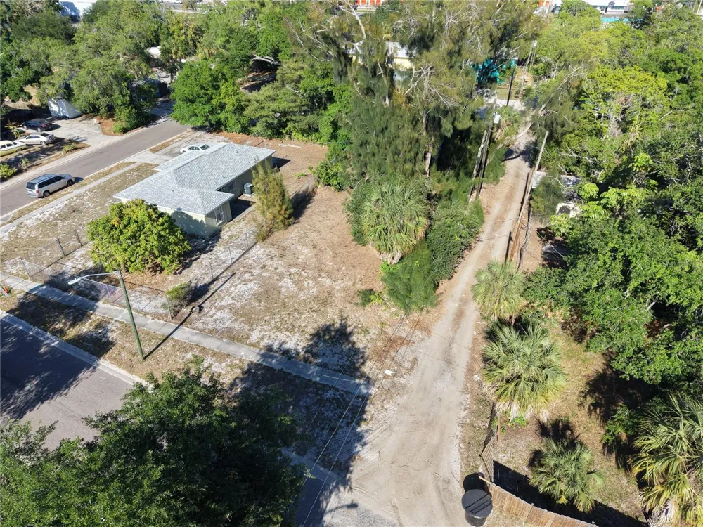 14TH AVENUE S St Petersburg, FL 33711