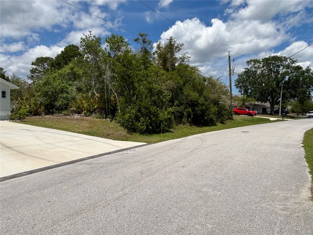 28 FALLWOOD LANE Palm Coast, FL 32137