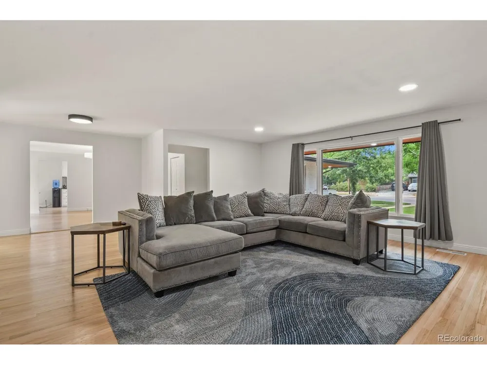 691 S Holly Street Denver, CO 80246