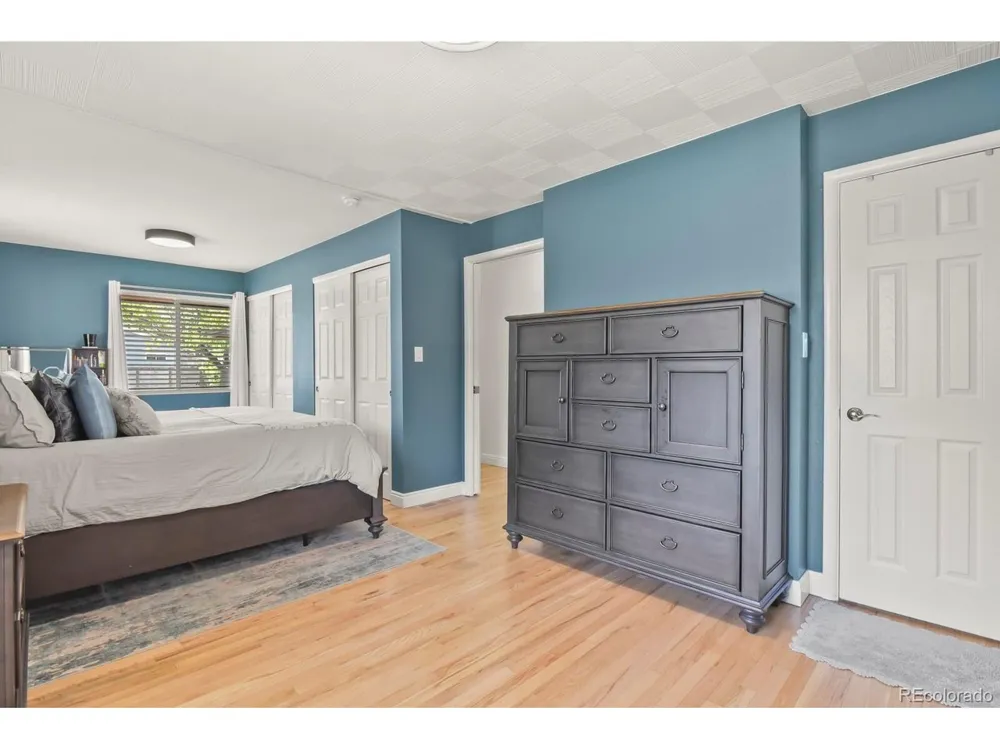 691 S Holly Street Denver, CO 80246