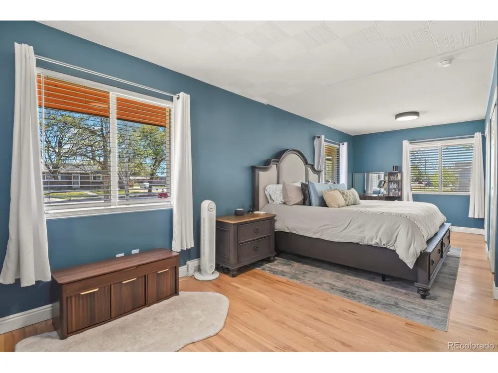 691 S Holly Street Denver, CO 80246