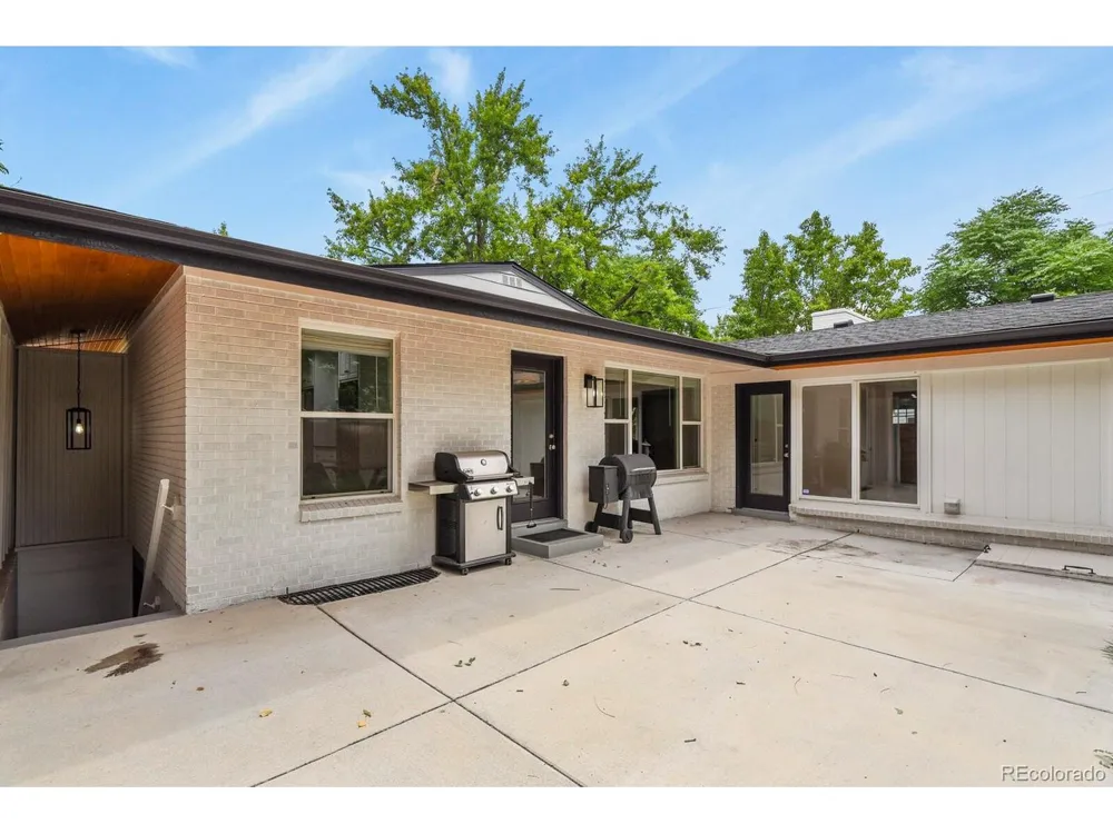 691 S Holly Street Denver, CO 80246