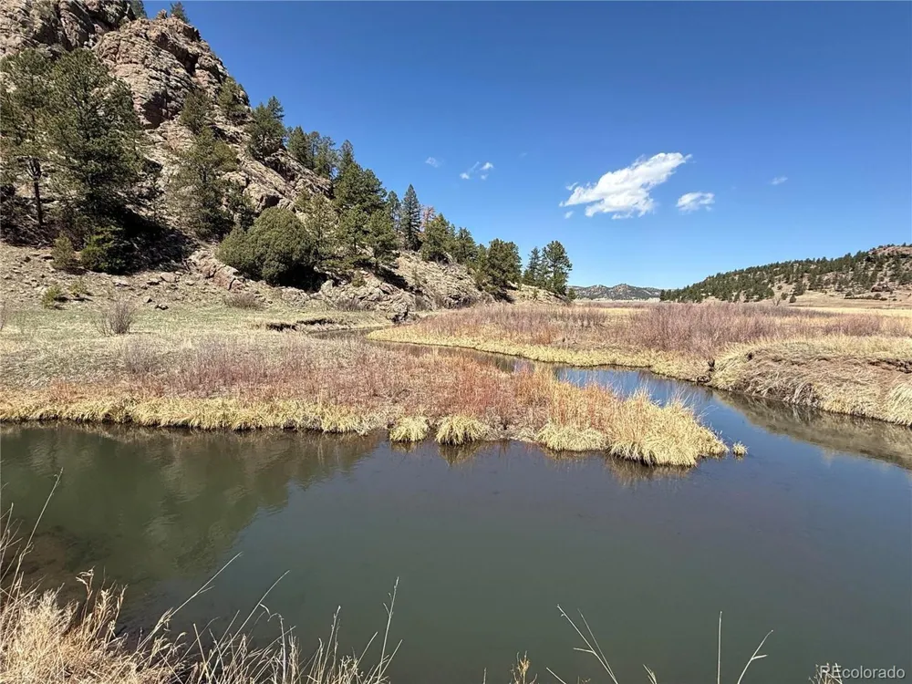 1840 Lakemoor Drive Florissant, CO 80816