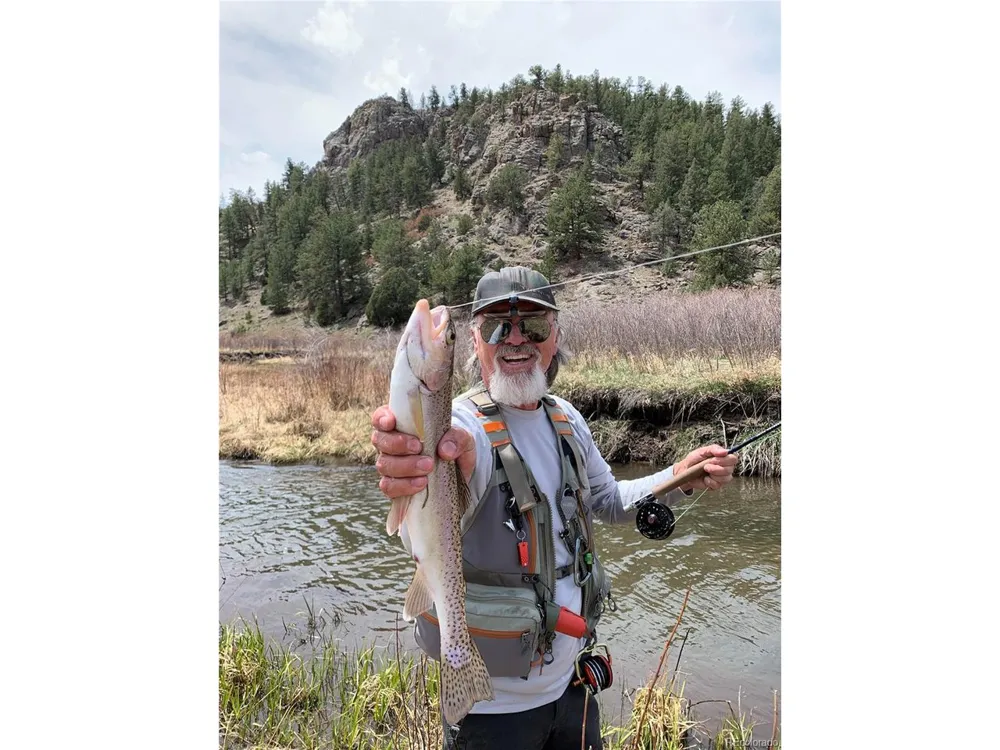 1840 Lakemoor Drive Florissant, CO 80816