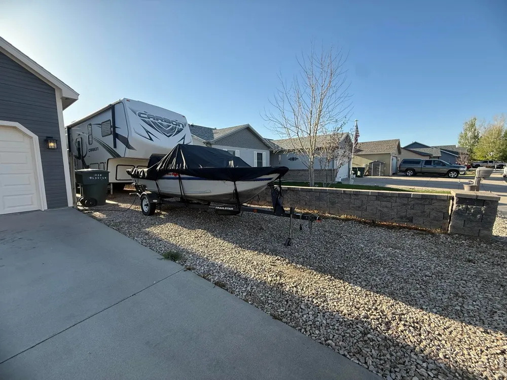 328 Glacier Avenue Brush, CO 80723