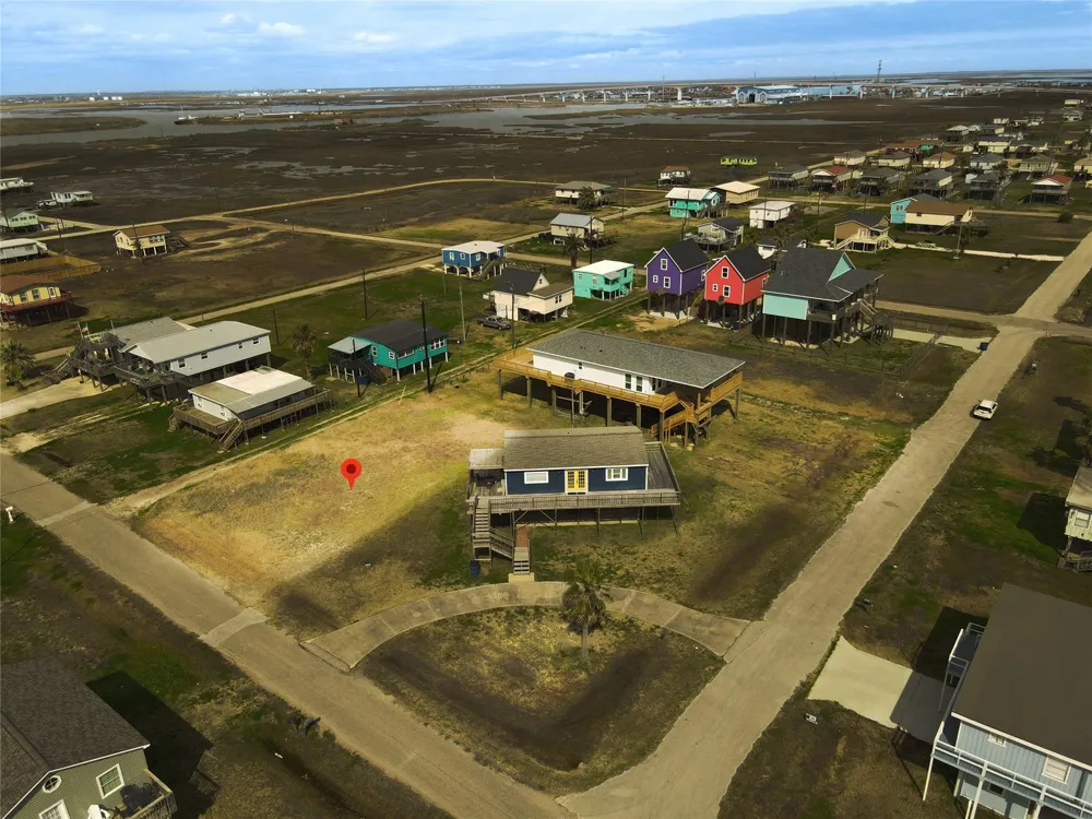 508 Texas Street Surfside Beach, TX 77541