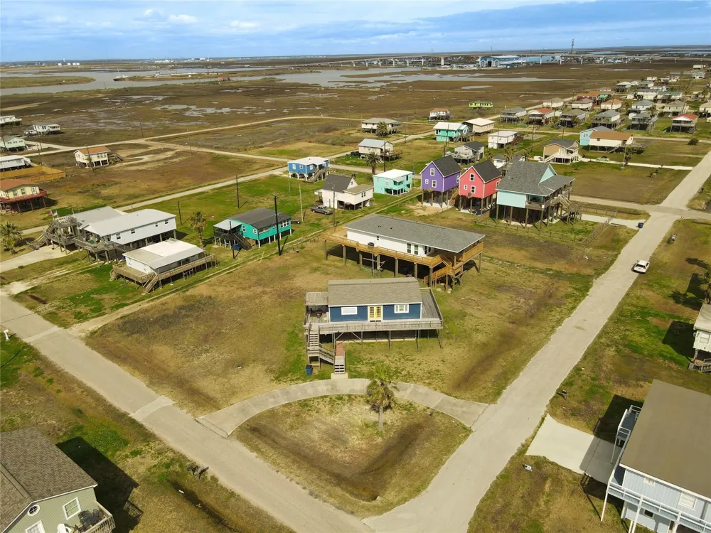 508 Texas Street Surfside Beach, TX 77541