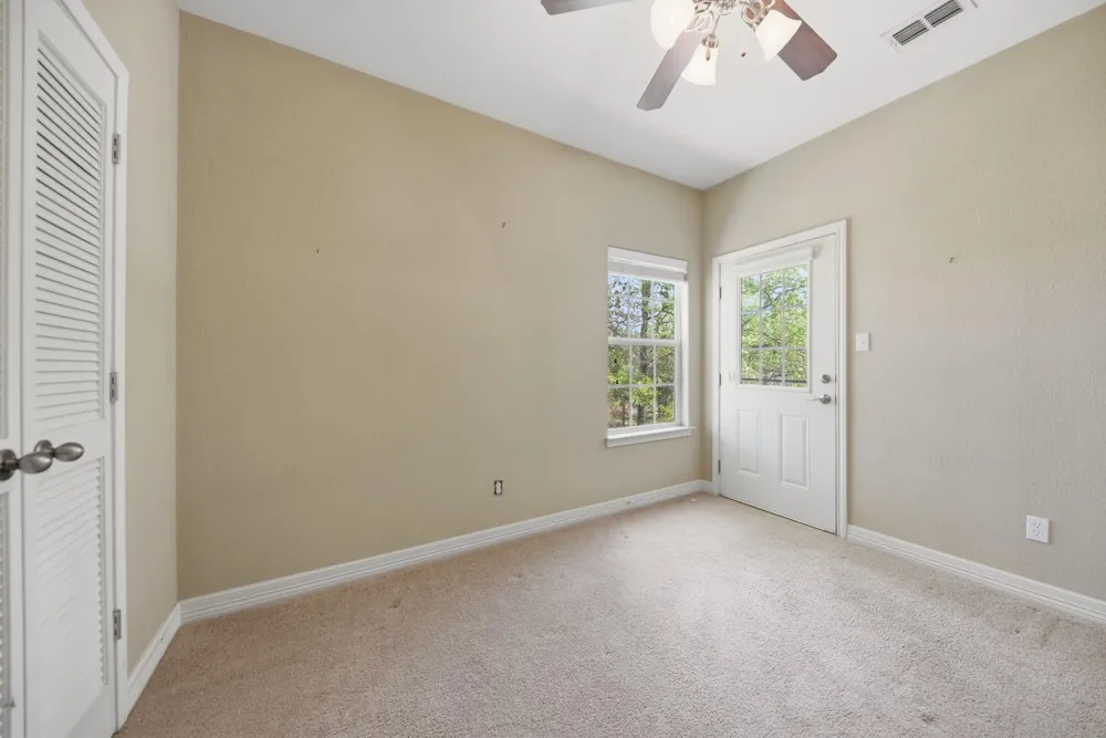 350 Owl Creek Road Giddings, TX 78942