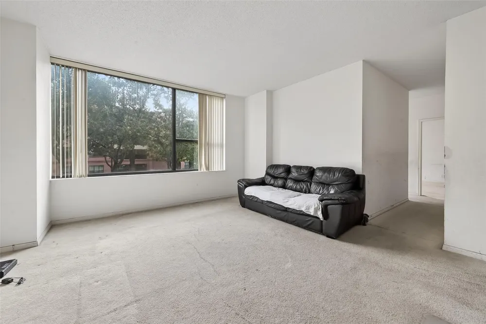 15 Greenway Plaza #2A Houston, TX 77046