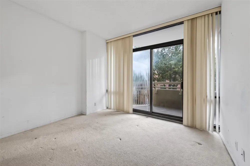 15 Greenway Plaza #2A Houston, TX 77046