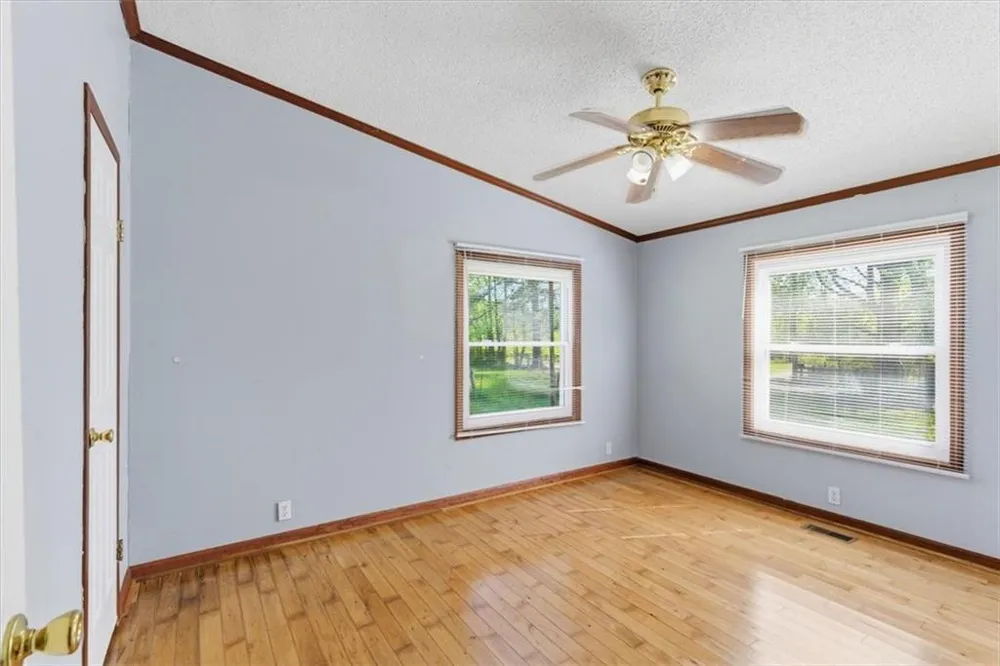 235 Kirk Road NW White, GA 30184