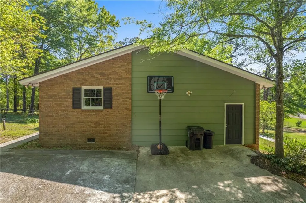 195 Marshall Road NE Milledgeville, GA 31061