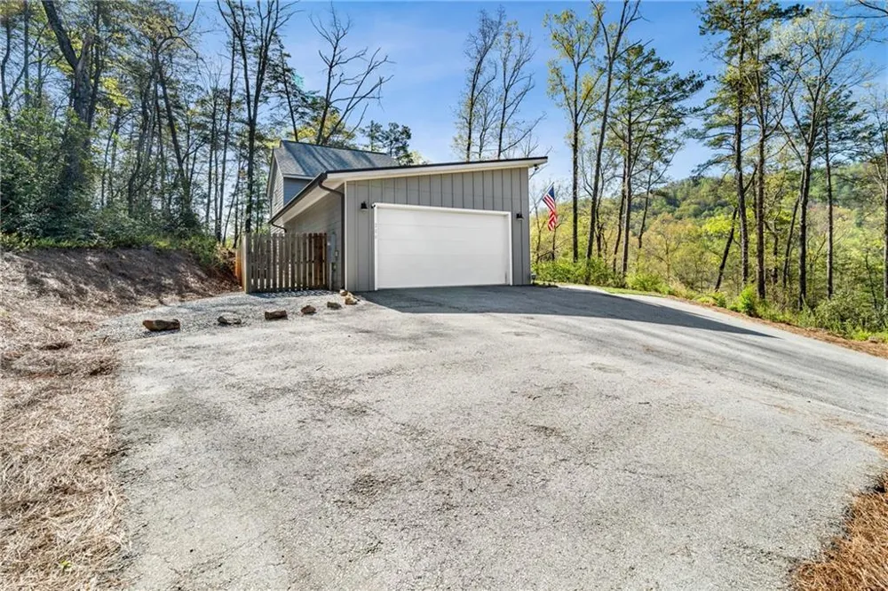 206 Celestial Circle Clayton, GA 30525
