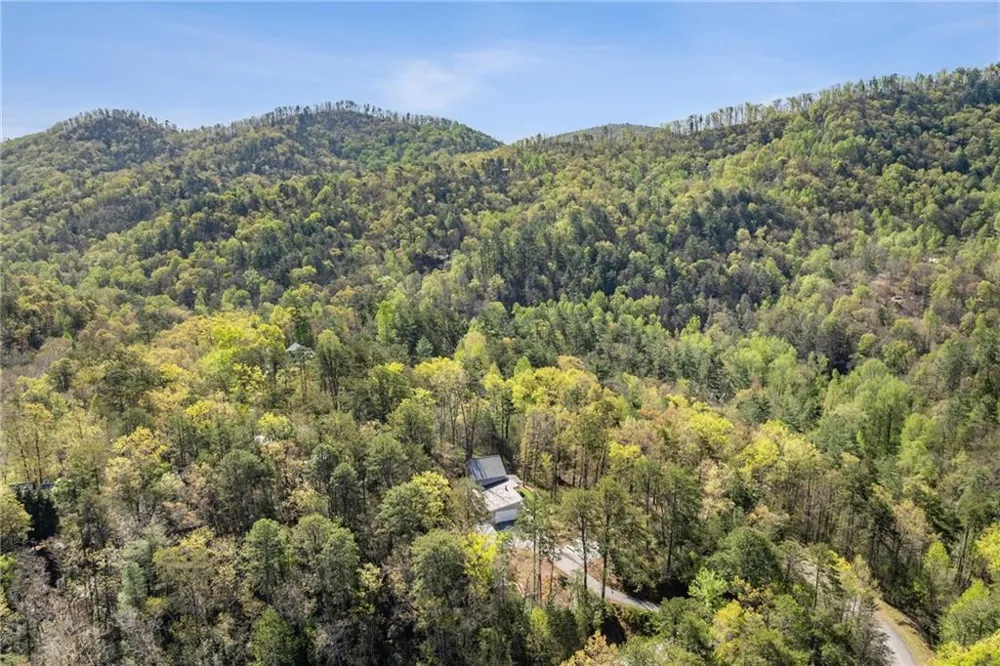 206 Celestial Circle Clayton, GA 30525