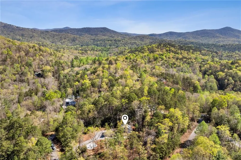 206 Celestial Circle Clayton, GA 30525