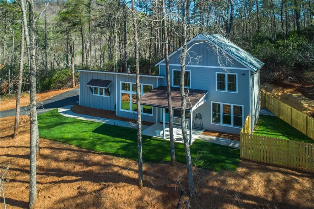 206 Celestial Circle Clayton, GA 30525