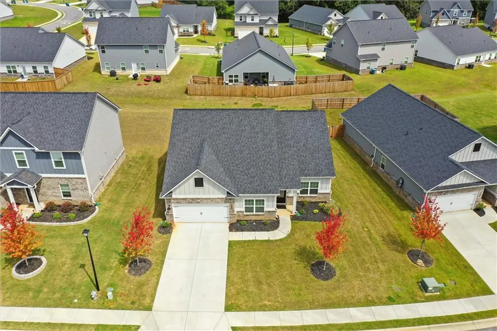 3894 Saddle Bag Court Dacula, GA 30019
