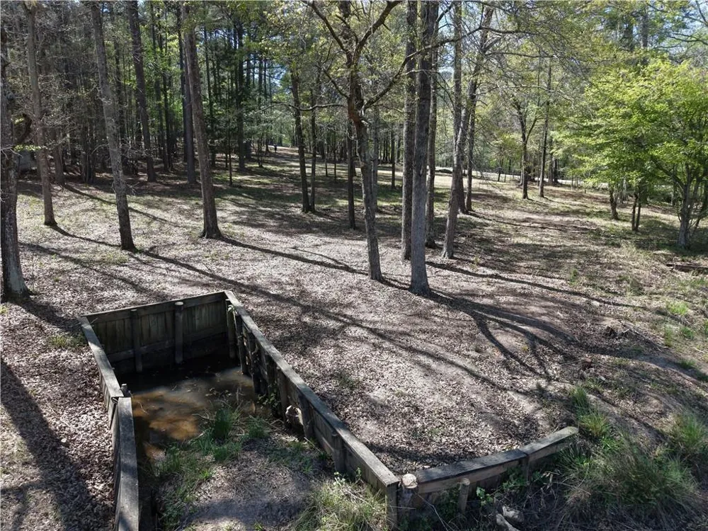 536 Rockville Springs Drive Eatonton, GA 31024