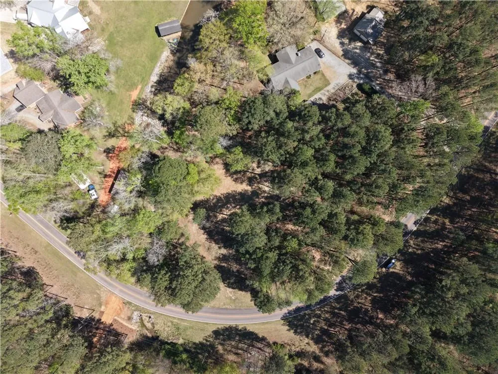 536 Rockville Springs Drive Eatonton, GA 31024