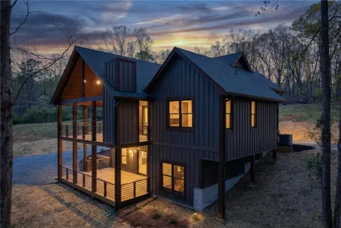 1038 BLUEBIRD ROAD